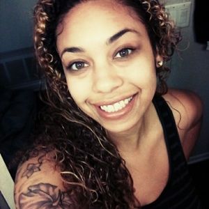 Meet your Posher, Shenika